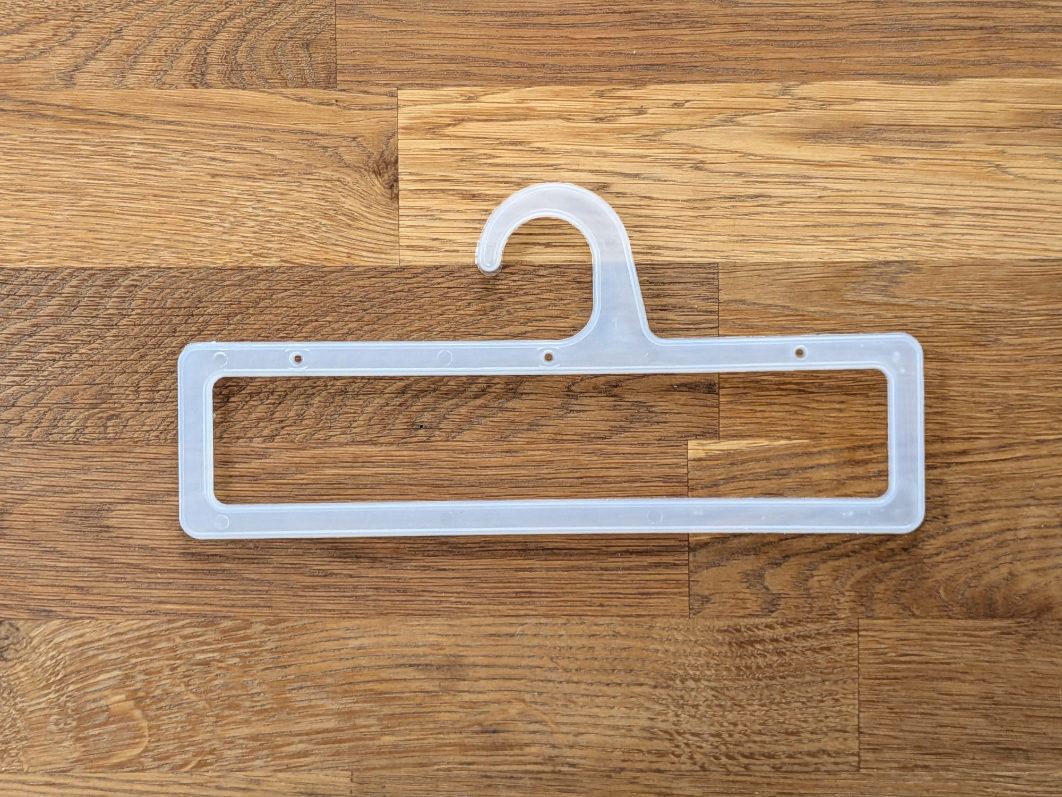 Wieszak plastikowy O1 - producent OLPLAST